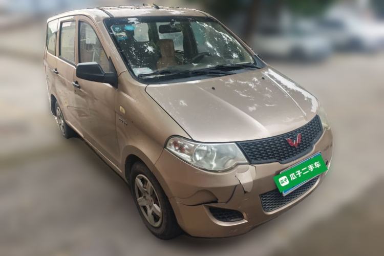 Used Wuling Hongguang 2013 1.5L Base Version
