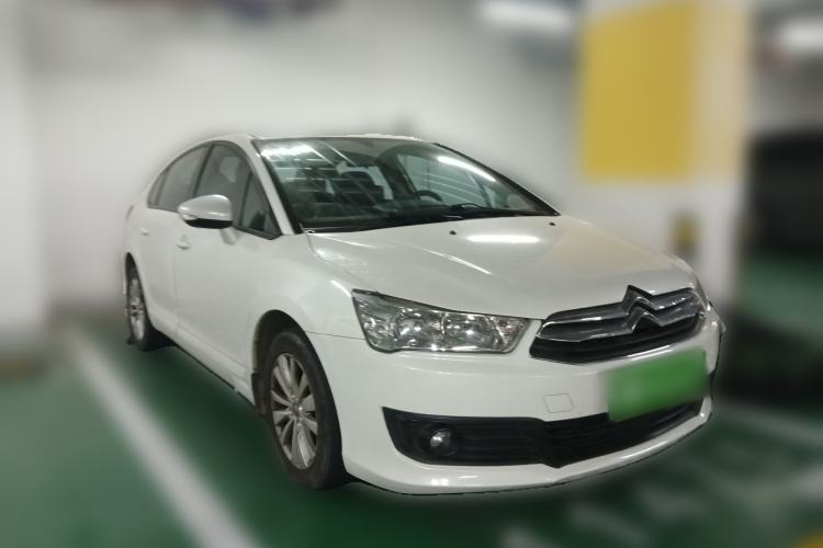 Used Citroen C-Quatre 2014 VTS Version 1.6L Manual - Premium Model Front Right 45 Deg