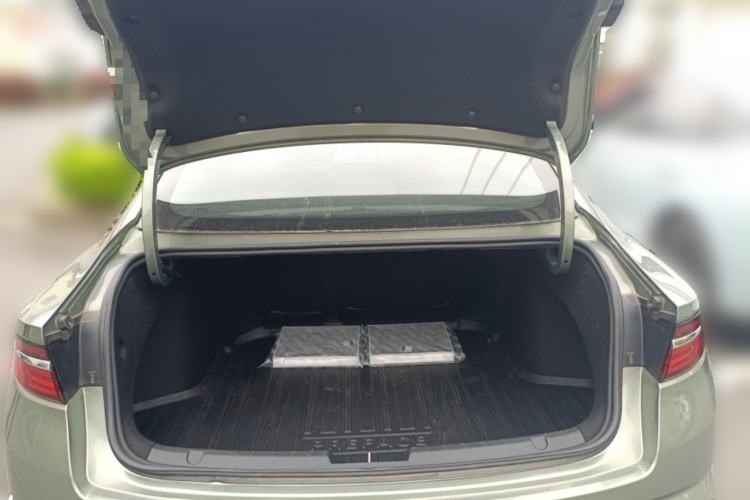 Used Geely Auto Preface 2023 1.5TD Kunlun Edition Trunk