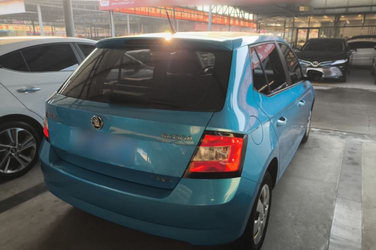 Used Skoda Fabia 2015 1.4L Manual Front-Wheel Drive Model