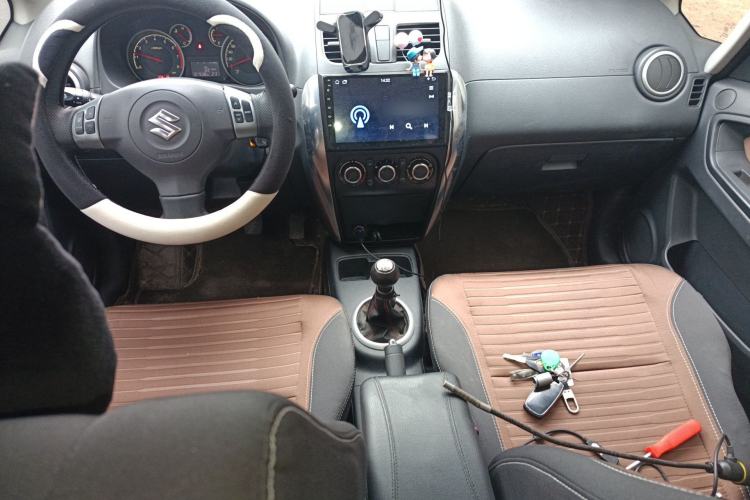 Used Suzuki SX4 2013 1.6L Manual CoolRide Model
