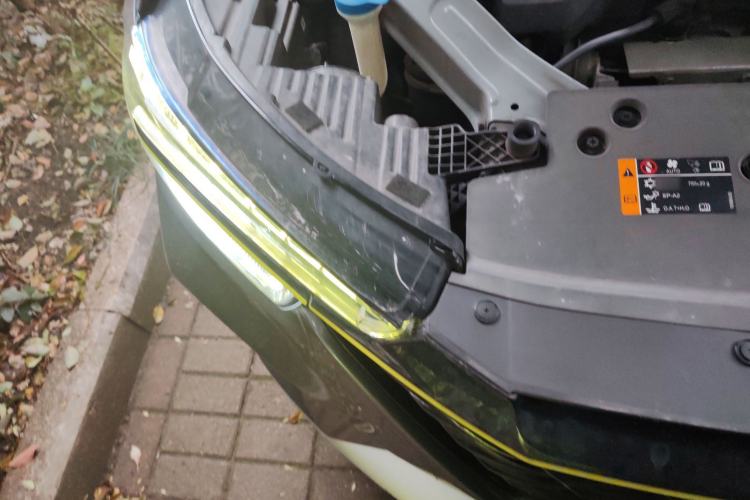 Used Roewe RX5 New Energy 2020 ePLUS National Trend Ronglin Flagship Edition Right Front Headlight