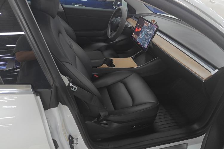 Used Tesla Model 3 2020 Revised Version Standard Range Rear-Wheel Drive – Upgraded Edition Right Front Seat