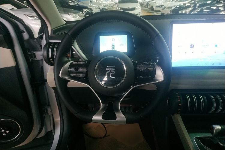Used BYD Yuan PLUS 2024 Honor Edition 510KM Beyond Model Steering Wheel
