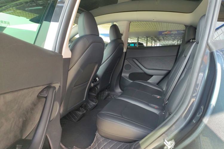 Used Tesla Model Y 2024 Rear-Wheel-Drive Version Left Rear Seat