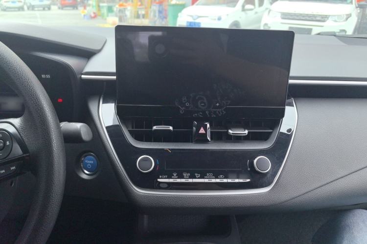 Used Toyota Corolla 2023 1.8L Smart Electric Hybrid Dual-Motor Elite Edition Center Console