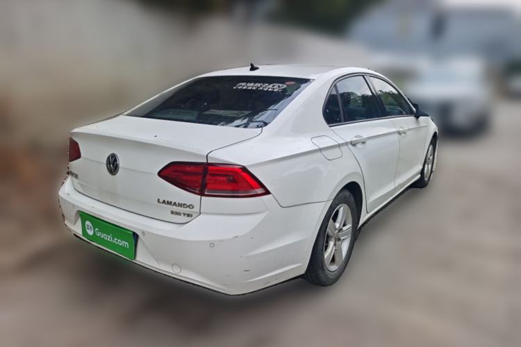 Used Volkswagen Lamando 2017 230TSI DSG Fashion Edition Rear Right 45 Deg