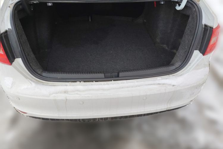 Used Volkswagen Sagitar 2012 1.4TSI Automatic Fashion Edition Trunk