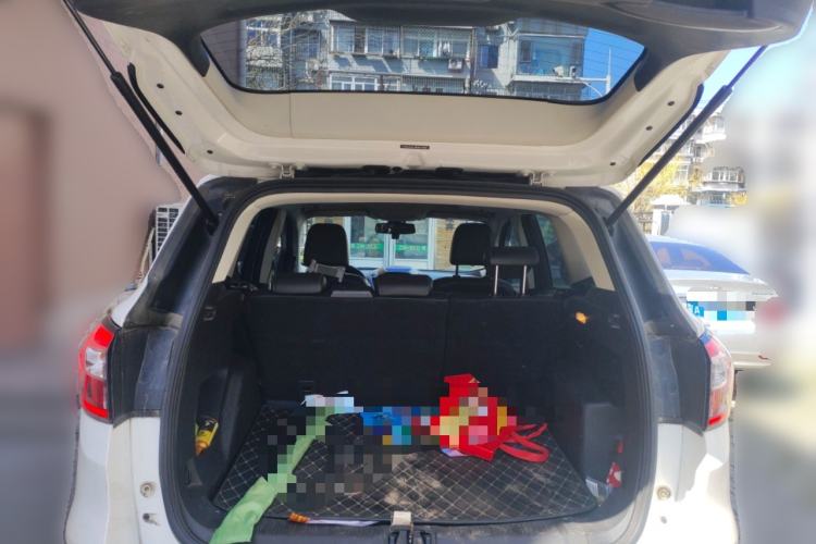 Used Ford Kuga 2019 EcoBoost 180 Two-Wheel-Drive Platinum Edition China V Standard Trunk