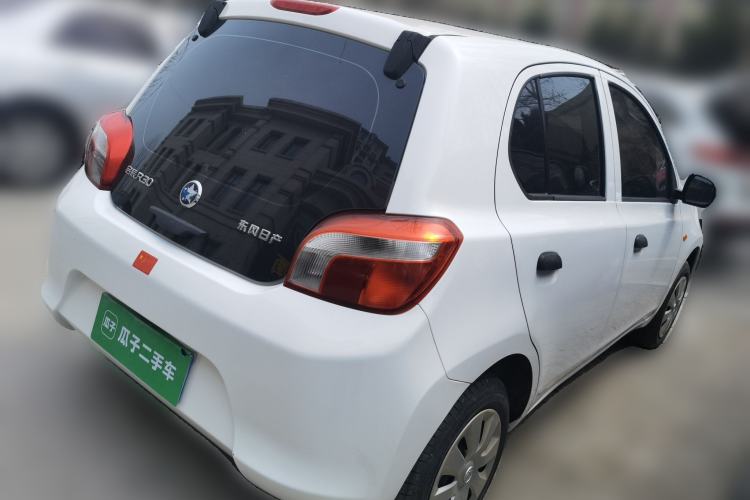 Used Venucia R30 2014 1.2L Manual Comfort Edition