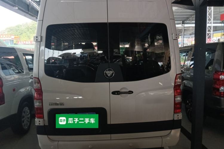Used Foton Toano 2023 2.0T Manual Urban Version Short Wheelbase Mid-Height Design with Single Rear Tire—5/6/9 Seater Rear