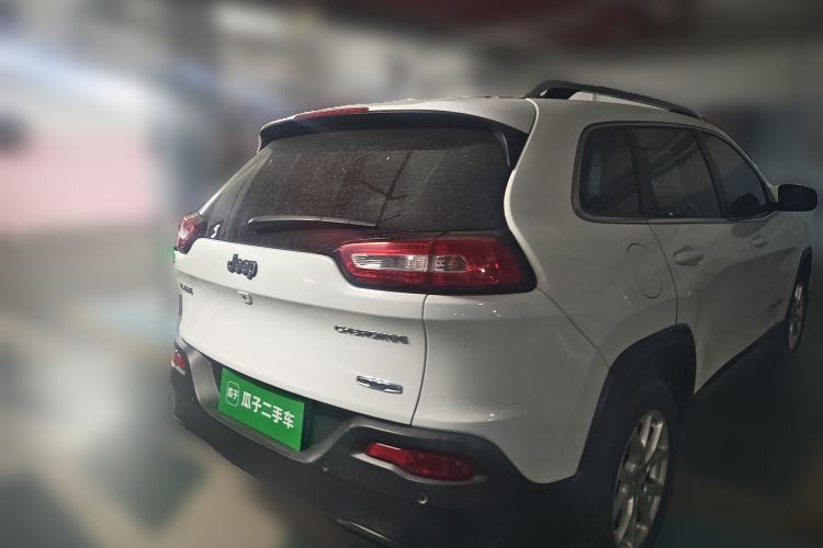 Used Jeep Cherokee 2016 2.0L Superior Edition Rear Right 45 Deg