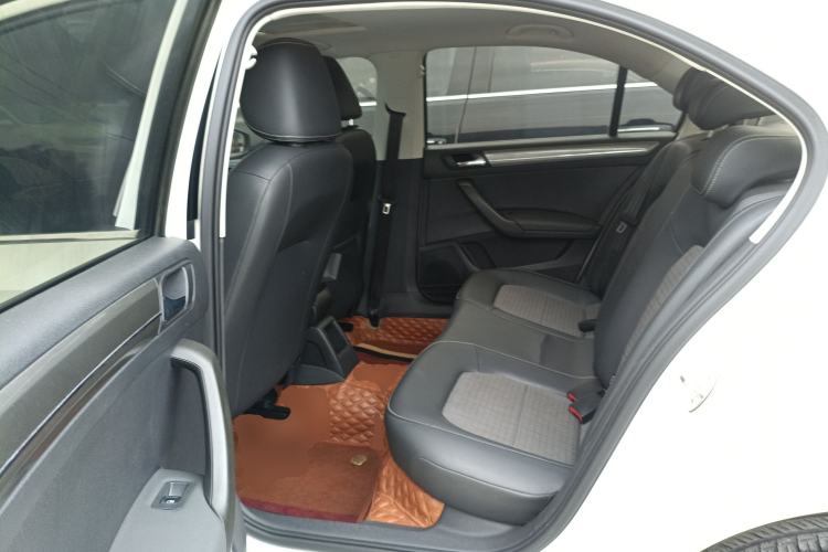 Used Volkswagen Santana 2019 1.5L Manual Comfort Edition China VI Standard