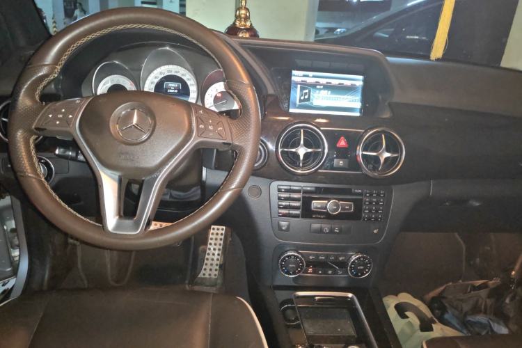 Used Mercedes-Benz GLK-Class 2013 Facelift GLK 300 4MATIC Luxury Edition