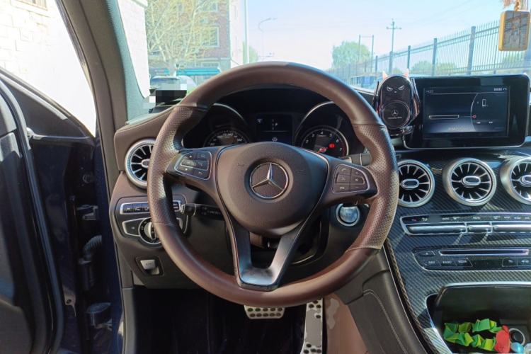 Used Mercedes-Benz GLC 2016 GLC 260 4MATIC Luxury Model