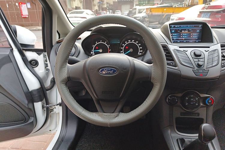 Used Ford Fiesta 2013 Hatchback 1.5L Manual Fashion Edition