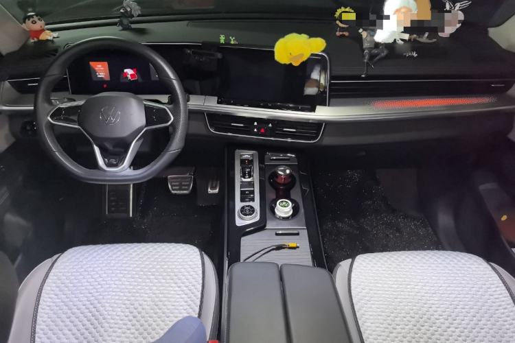 Used Volkswagen Tavendor 2024 380TSI All-Wheel Drive R-Line Cruise Edition