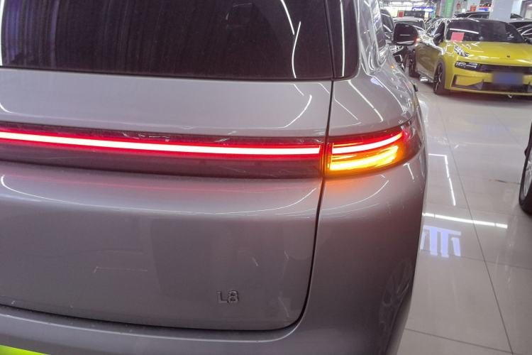 Used Li Auto L8 2023 Max model
