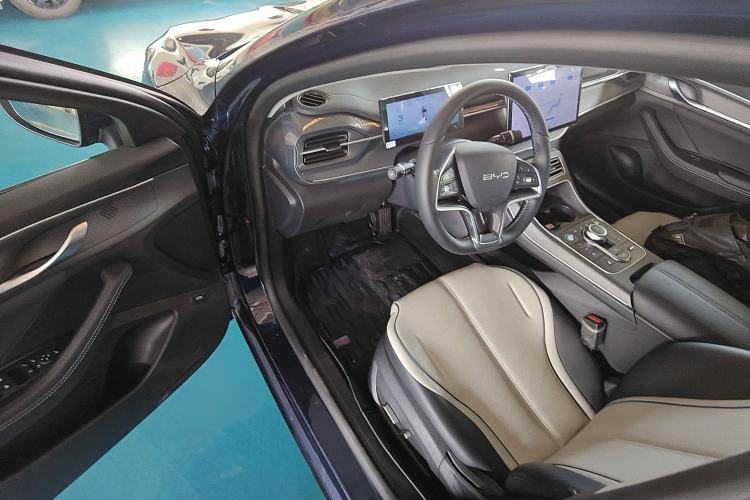 Used BYD Destroyer 05 2024 HONOR Edition DM-i 120KM Flagship Model