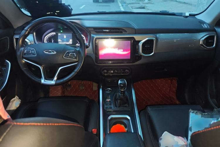 Used Chery Tiggo 5x 2017 1.5T Manual Elite Model Center Console