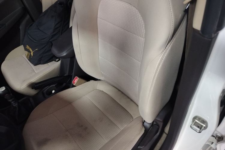 Used Wuling Hongguang 2019 1.5L S Standard Version China VI LAR
