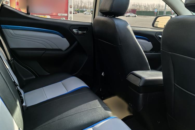 Used Soueast DX3 2018 EV Flagship Model Interior 10