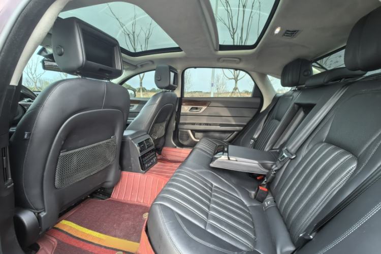 Used Jaguar XFL 2018 XFL 3.0 SC 340 PS Luxury Edition
