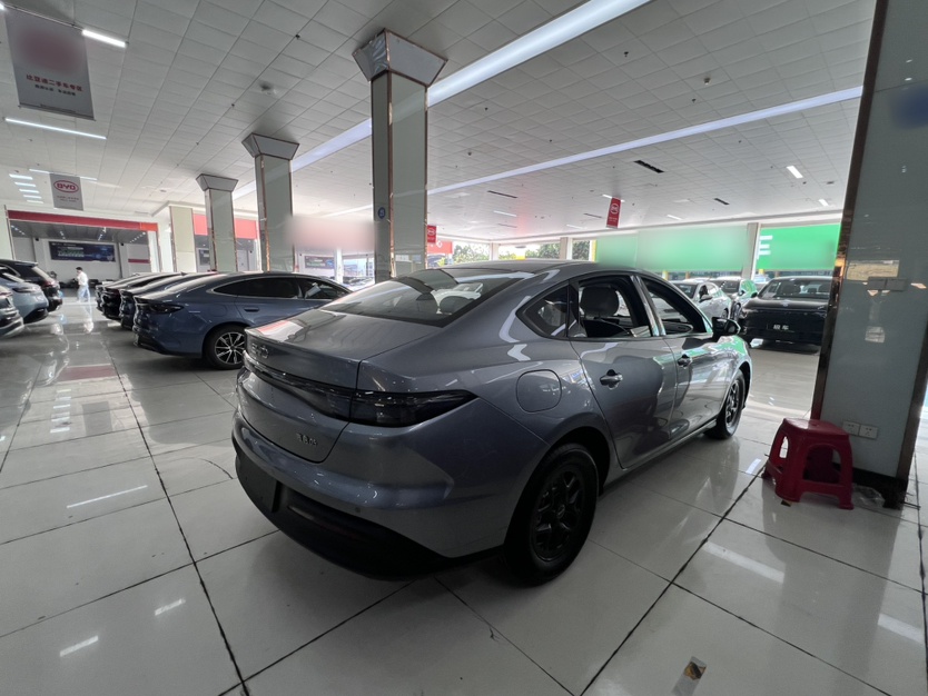 BYD Seal 05 DM-i 2025 DM-i Smart Drive 55KM Luxury Model — снимка 6