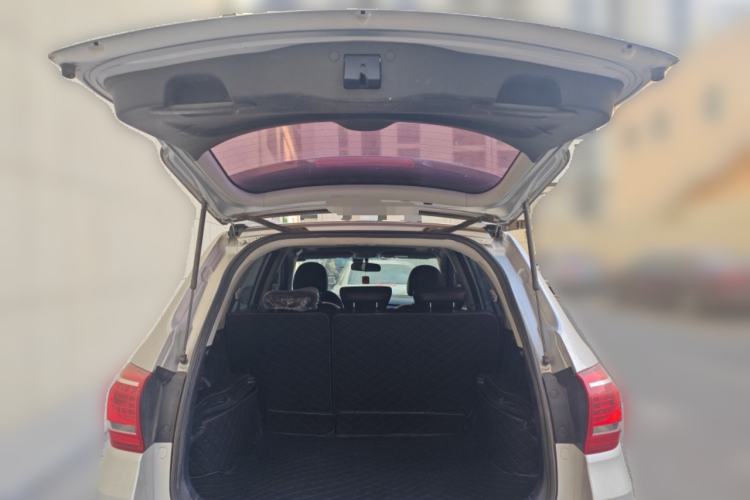 Used Haval H6 2013 Sport Edition 1.5T Manual Two-Wheel Drive Prestige Model
