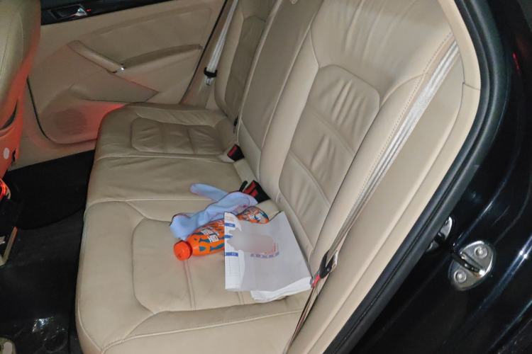 Used Volkswagen Passat 2011 1.8 TSI DSG Prestige Edition Left Rear Seat