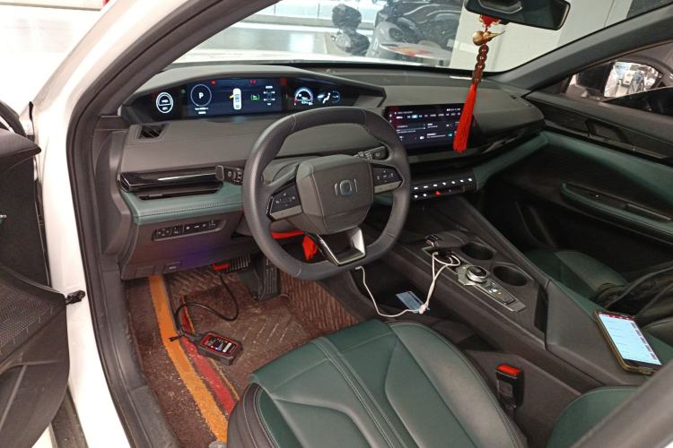 Used CHANGAN NEVO A06 2023 Base Model Center Console