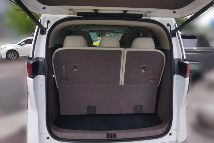 Used Denza D9 2022 DM-i 970 Four-Wheel Drive Prestige Model