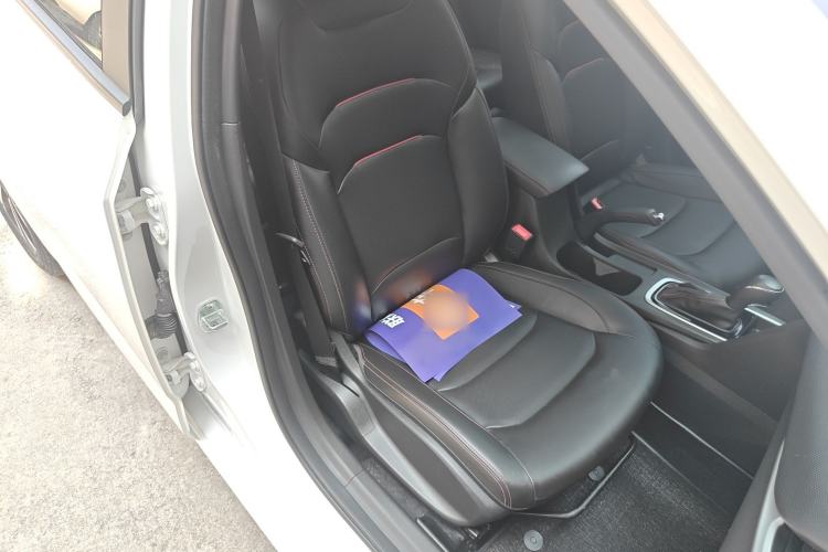 Used Chevrolet Monza 2019 RS 330T Automatic Comfort Edition China VI Standard Right Front Seat