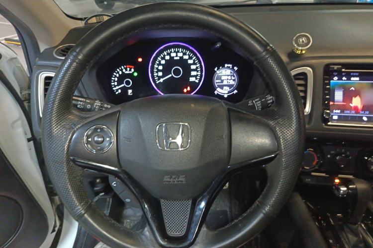 Used Honda Vezel 2015 1.5L CVT two-wheel drive Comfort trim Steering Wheel
