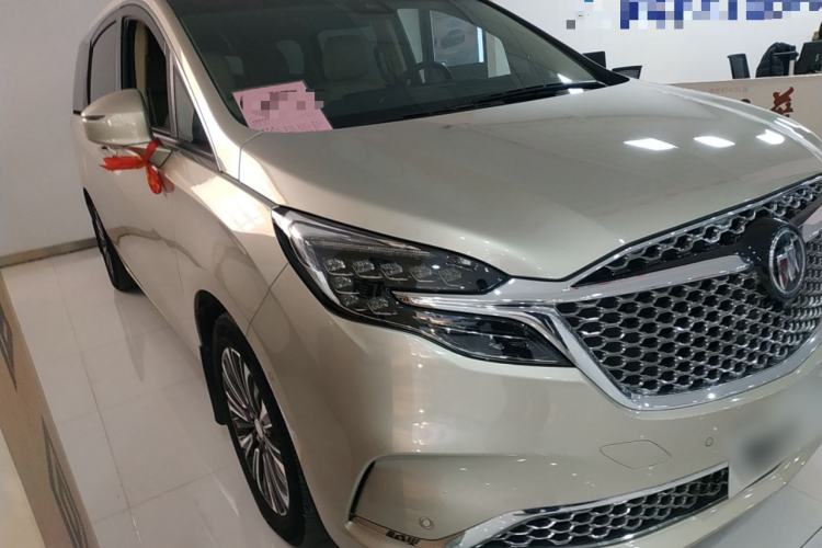 Подержанный Buick GL8 2022 2.0L Champagne 43900km AT 7 Seats на продажу ...