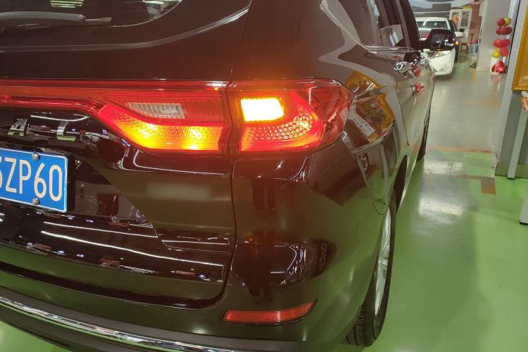 Used Haval M6 2021 PLUS 1.5T DCT Elite Smart Connectivity Model
