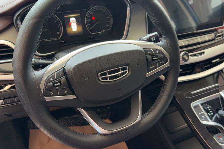 Used Geely Auto Jiajie 2022 1.8TD DCT Platinum Comfort Model Steering Wheel