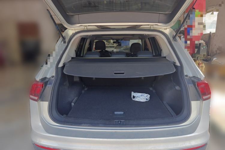 Used Volkswagen Tiguan L 2017 330TSI Automatic Two-Wheel Drive Luxury Edition
