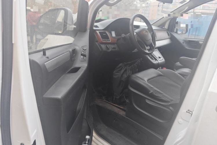 Used SAIC MAXUS G10 2016 2.0T Automatic Elite Edition