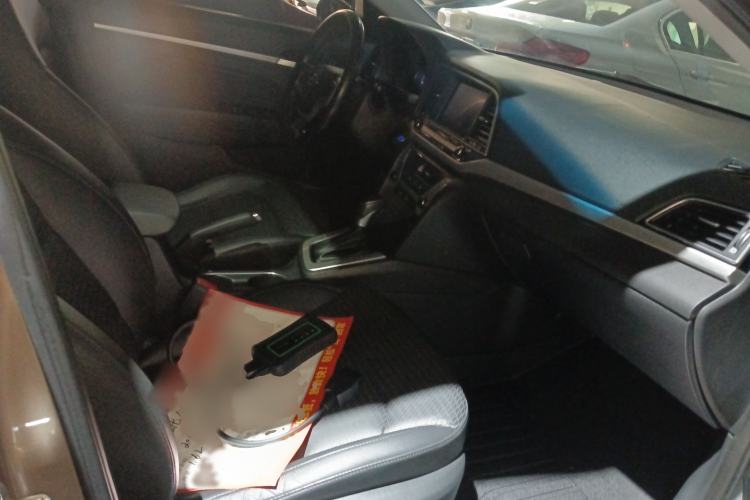 Used Hyundai Elantra (6th Generation / Lingdong) 2016 1.6L Automatic ZhiXuan · Luxury Version Right Front Seat