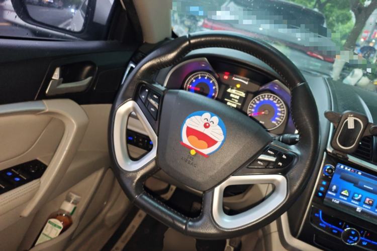 Used Geely Auto Emgrand 2014 Sedan 1.3T CVT Prestige Model Steering Wheel