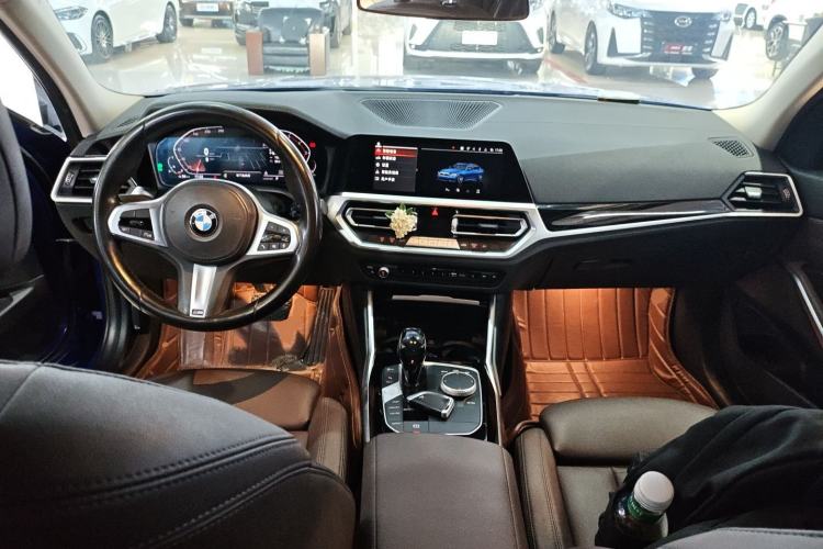 Used BMW 3 Series 2020 320Li M Sport Package Center Console