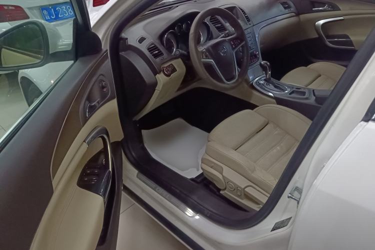 Used Opel Insignia 2013 2.0T Two-Wheel-Drive Luxury Version