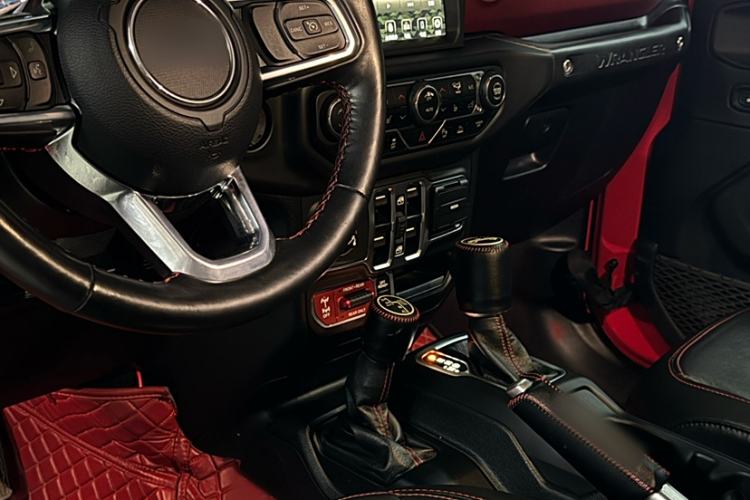 Used Jeep Wrangler 2021 2.0T Robin Hood Four-Door Edition