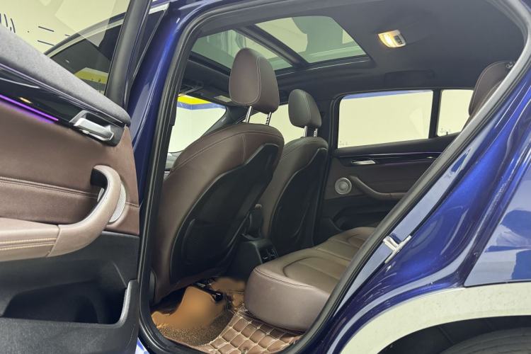 Used BMW X2 2021 sDrive25i Leading Model M Off-Road Package Interior 3