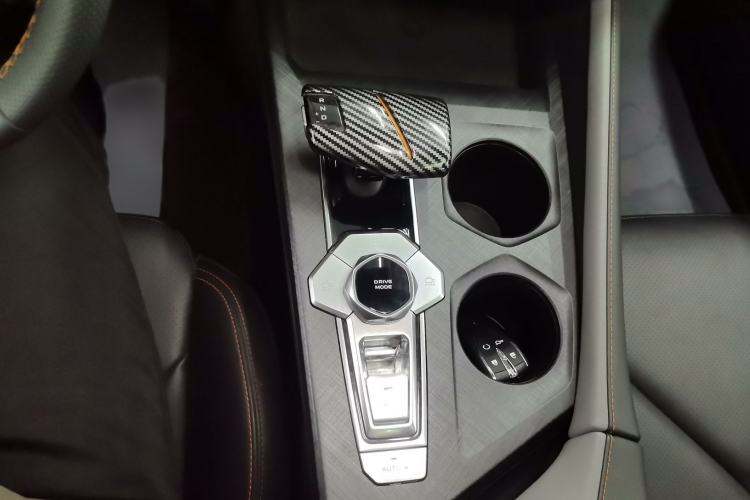 Used Changan UNI-V 2022 1.5T Prestige Version