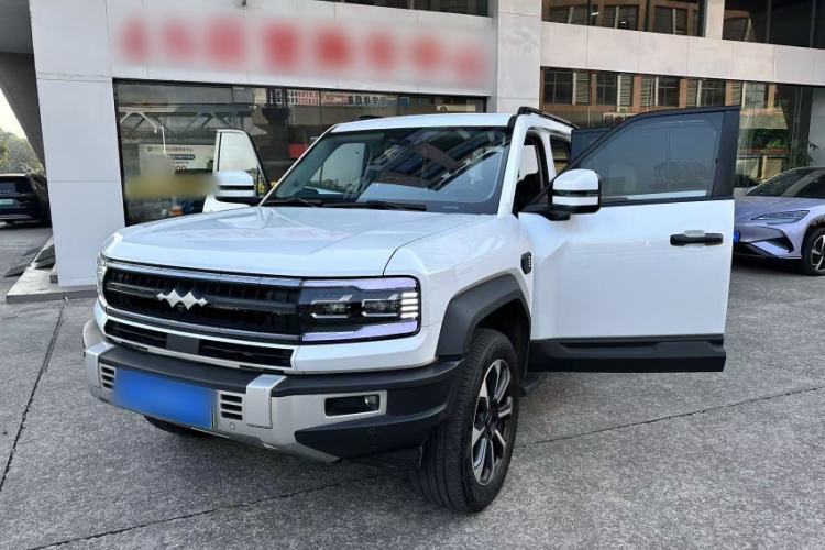 Used Formula Leopard Leopard 5 2023 Navigator Edition