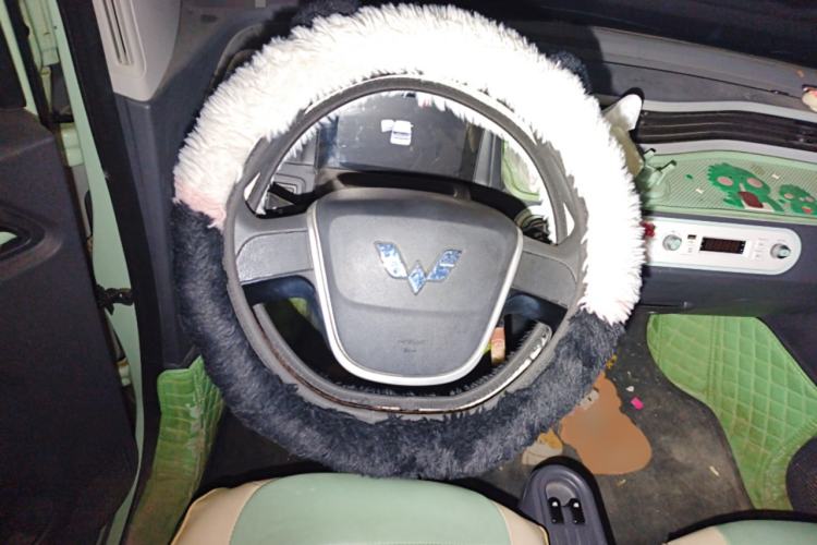 Used Wuling Hongguang MINIEV 2022 Macaron Premium Model – Lithium Iron Phosphate