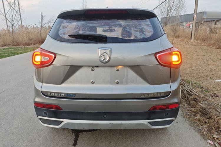 Used Baojun 510 2017 1.5L Automatic Fashion Model
