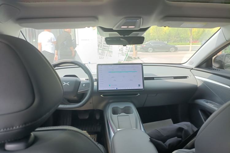 Used XPeng MONA M03 2024 620 with Ultra-Long Range Center Console